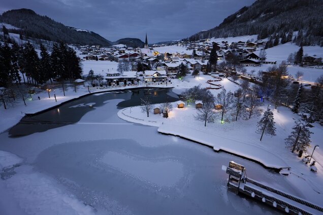 004-A004C02314370-Verbessert-RR-gross